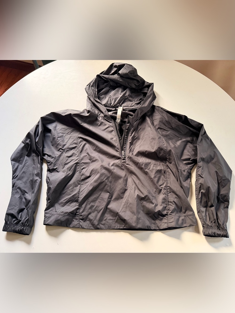 lululemon Black Cropped Windbreaker Jacket, sz 8